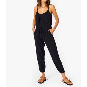 XiRENA Black Sleeveless Drawstring Jumpsuit